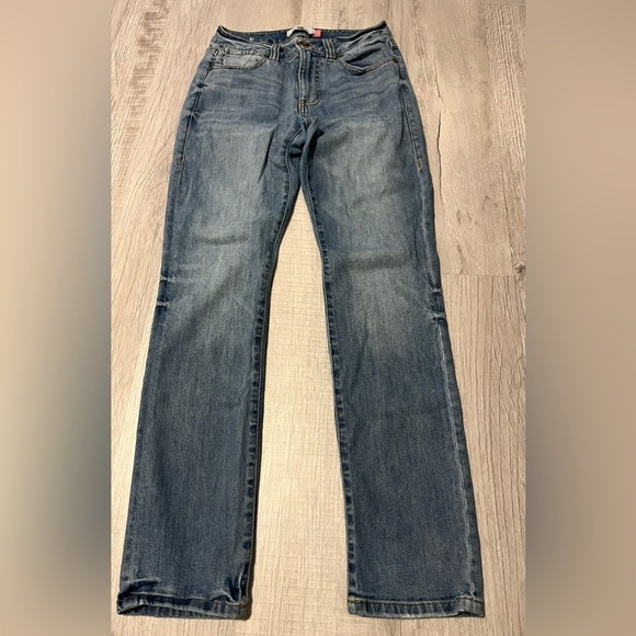 CAbi high straight jeans style 5309 - Picture 2 of 10